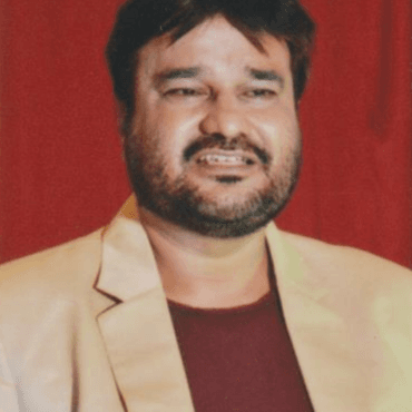 Portrait of SRI. VISHAL R SAGHAVI, Director at DHUSBN